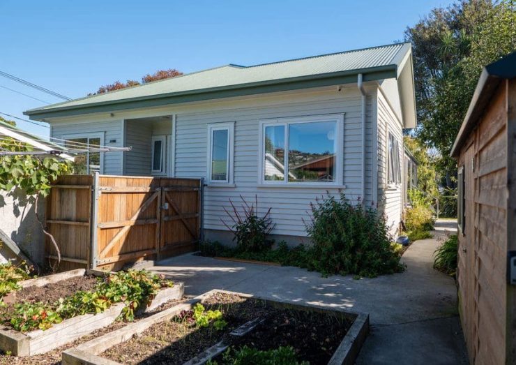 house_garden_exterior_11